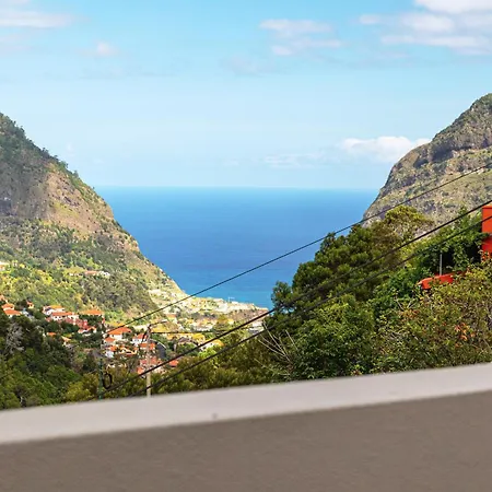 A Casa Da Mae Apartment